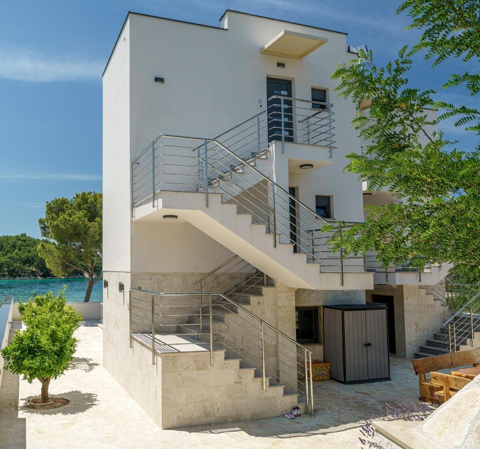 Alexandra Apartments Tribalj Exterior foto